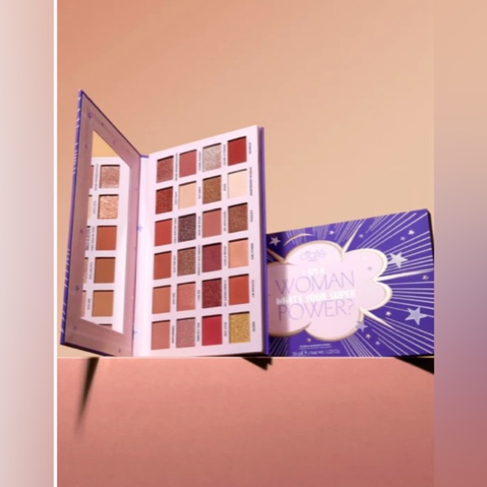 NWT Ciate London I Am Woman 24 Shade Eyeshadow Palette V2 Neutrals New In Box - Picture 4 of 14